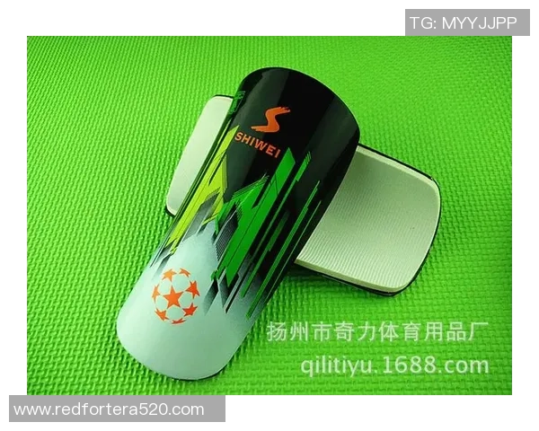 足球明星专属护腿板定制服务让你在球场上尽显风采与个性