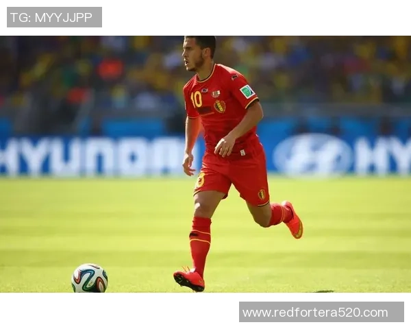 历年足球明星人气榜揭秘谁是球迷心中的永恒偶像与新星